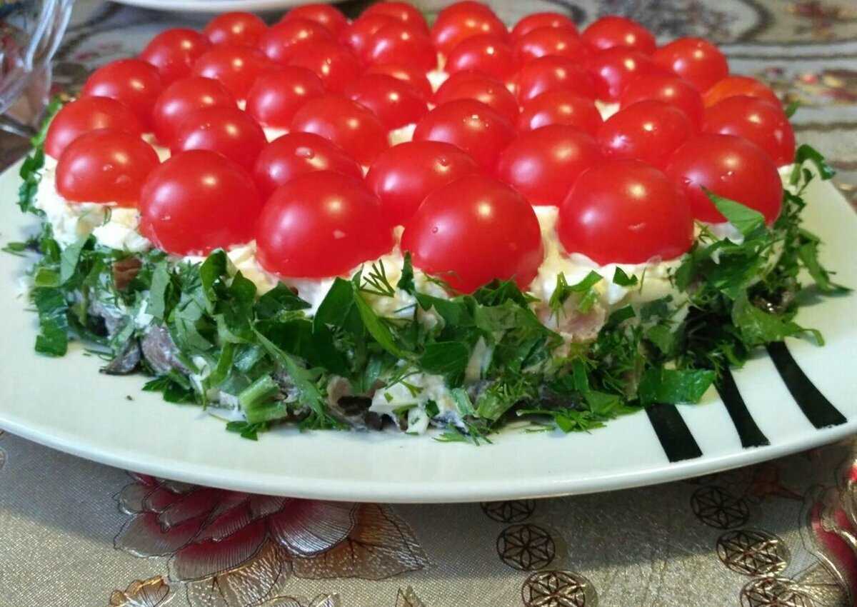 Как приготовить вкусный салат мухомор: рецепт с пошаговым фото